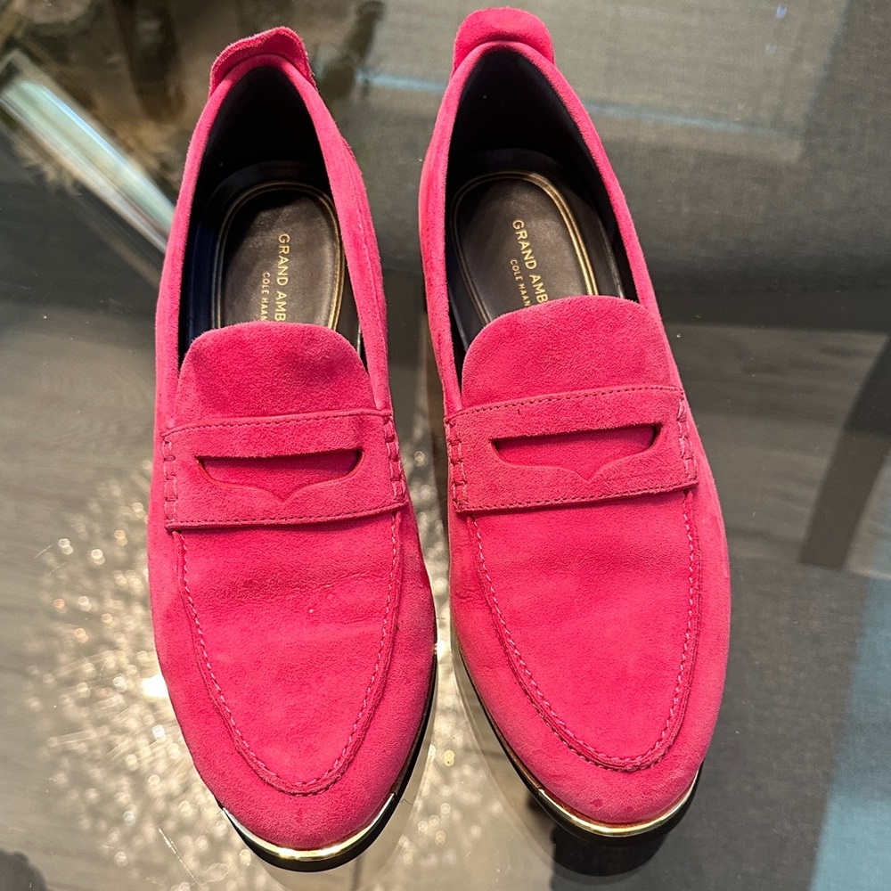 Cole Haan Vibrant Pink Suede Loafers 7 B